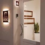 Emma's Downtown - Eco Design Penzion