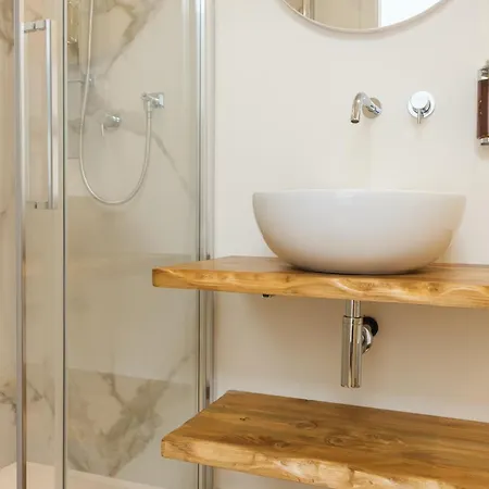 Pensionat Emma's Downtown - Eco Design Olbia