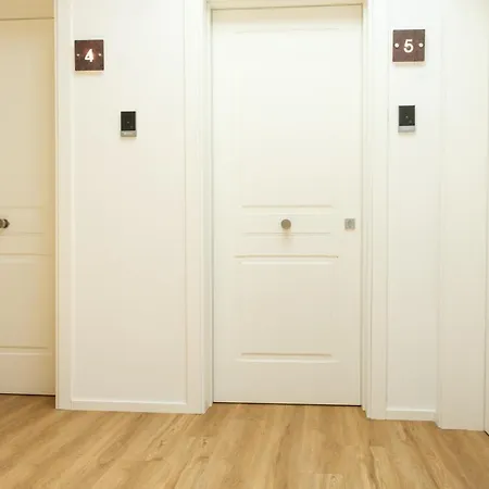 Emma's Downtown - Eco Design Affittacamere 3*