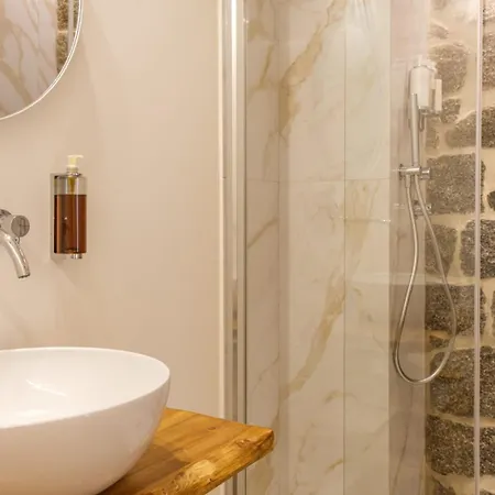 Emma's Downtown - Eco Design Guest house Olbia