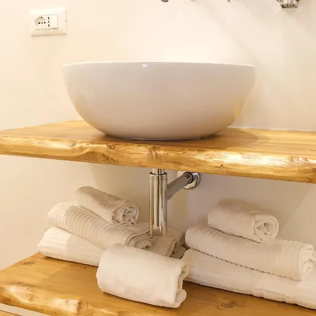 Konukevi Emma's Downtown - Eco Design