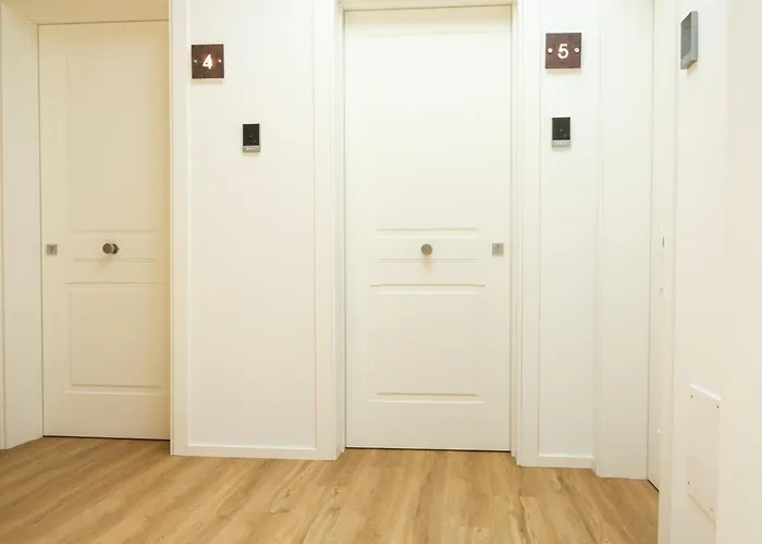 Emma's Downtown - Eco Design Gasthuis 3*