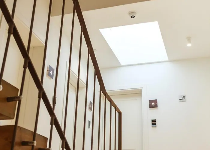 Gasthuis Emma's Downtown - Eco Design 3*