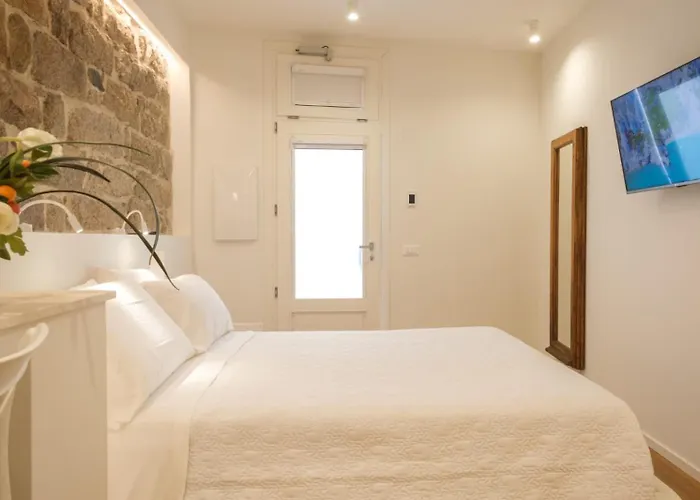 Emma's Downtown - Eco Design 3* 奧爾比亞